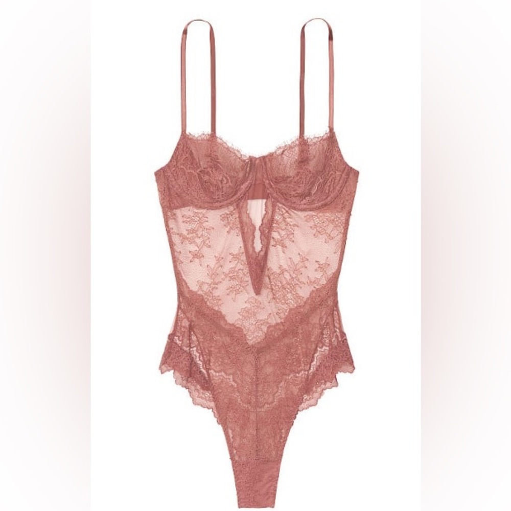 Victoria's Secret Lace Bodysuit in Dusty Rose